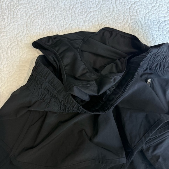 lululemon athletica Women's black trackers  Shorts size 10 - Picture 6 of 8